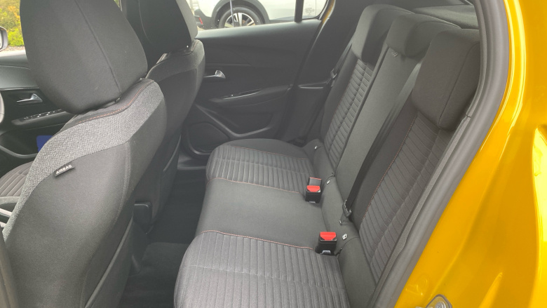 Peugeot 208 1.2 PureTech Active Premium 5dr Petrol Hatchback